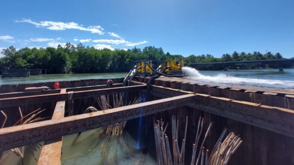 Critical Dewatering Operations Ensure On-Time Delivery of Bridge Construction Project in the Philippines