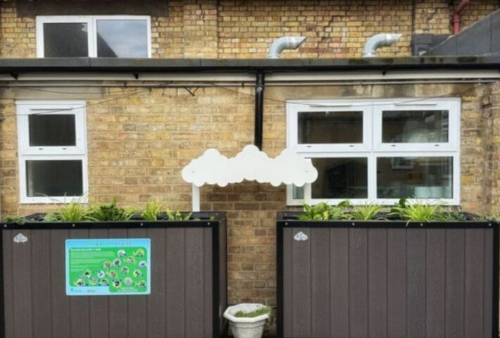 Sustainable Drainage Planters Minimise Flooding at Oxford School
