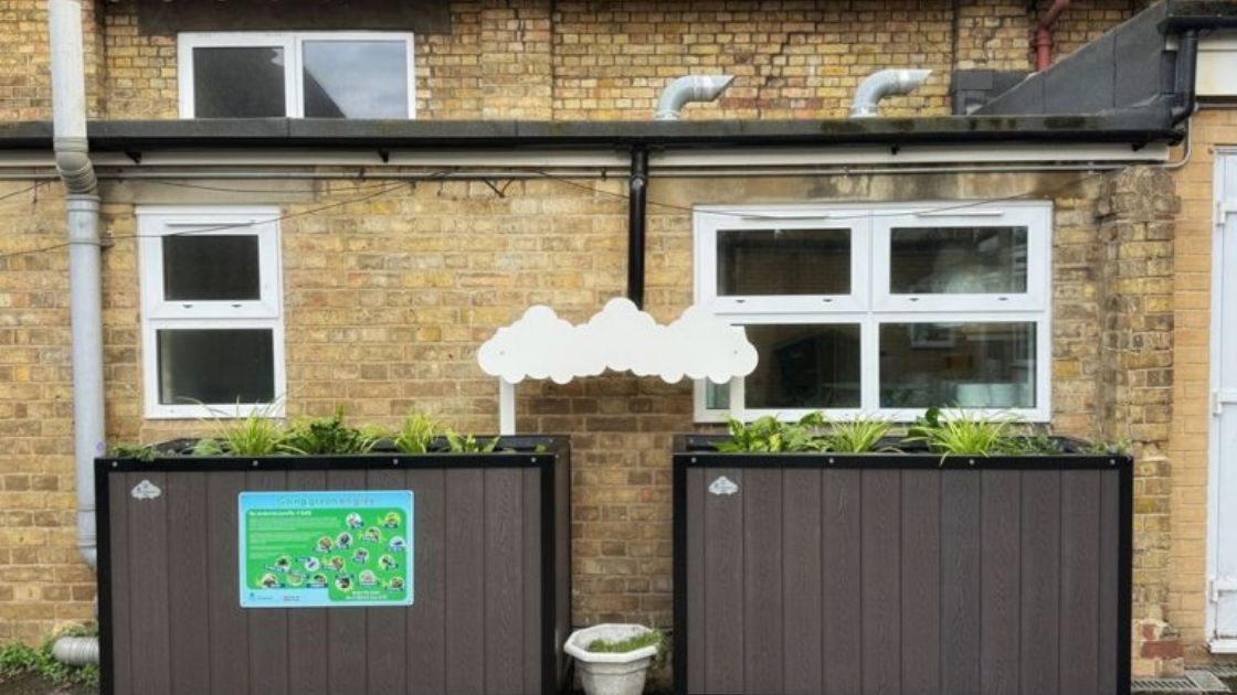Sustainable Drainage Planters Minimise Flooding at Oxford School