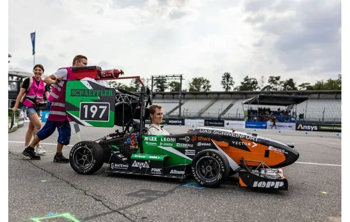 How Student Racing Engineers Are Using Atlas Copco Vacuum Technology to Build Better Race Cars